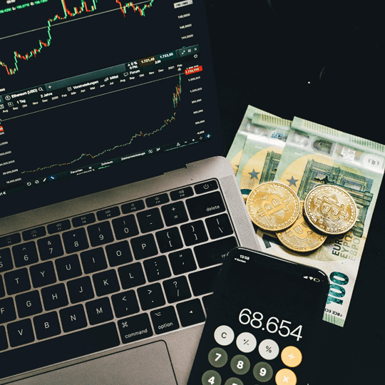 Søyle Dexeris team av eksperter på kryptoinvesteringer